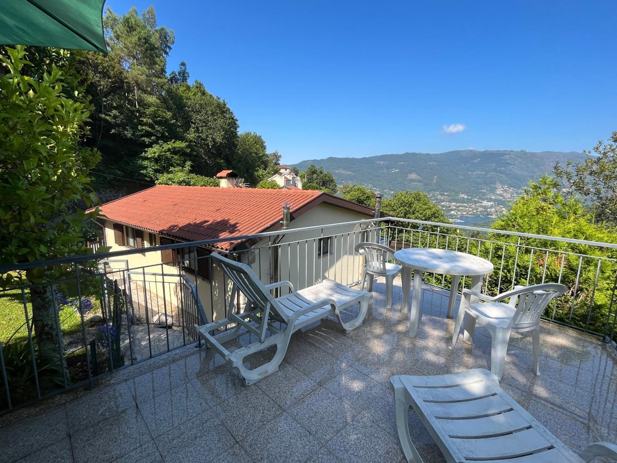 Casa De Casarelhos - Vistas Rio, Campo E Montanha - Lareira Apartment เจเรส ภายนอก รูปภาพ