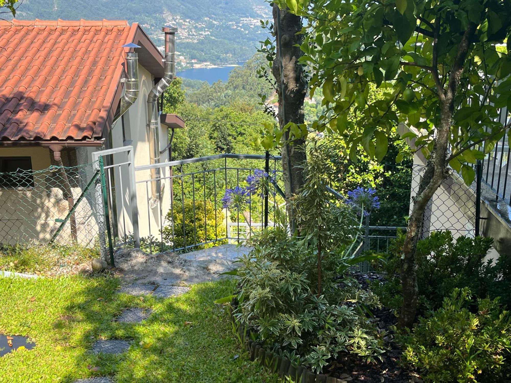 Casa De Casarelhos - Vistas Rio, Campo E Montanha - Lareira Apartment เจเรส ภายนอก รูปภาพ