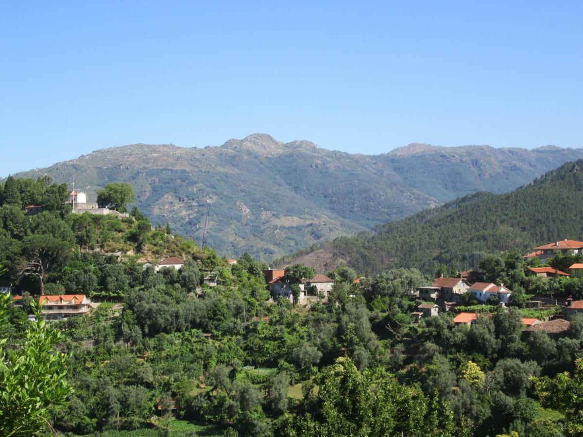 Casa De Casarelhos - Vistas Rio, Campo E Montanha - Lareira Apartment เจเรส ภายนอก รูปภาพ