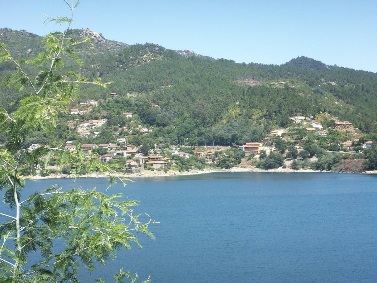 Casa De Casarelhos - Vistas Rio, Campo E Montanha - Lareira Apartment เจเรส ภายนอก รูปภาพ